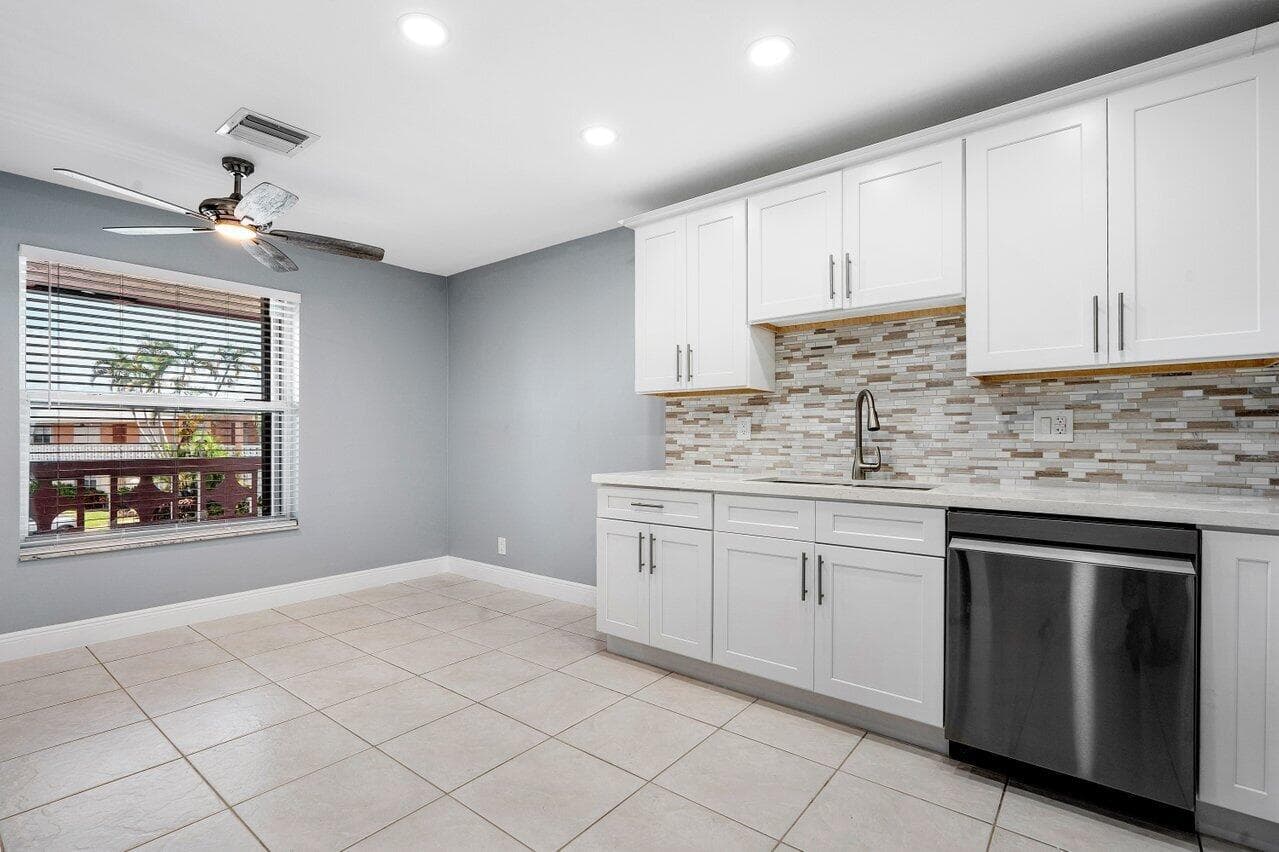 1740 NW 19th Terrace # 204, Delray Beach, FL 33445 — zdjęcie 2
