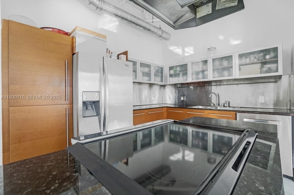 10 SW South River Dr # 608, Miami, FL 33130 — zdjęcie 3