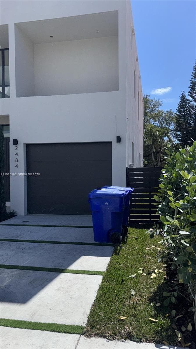 2484 SW 18th St, Miami, FL 33145 — zdjęcie 3