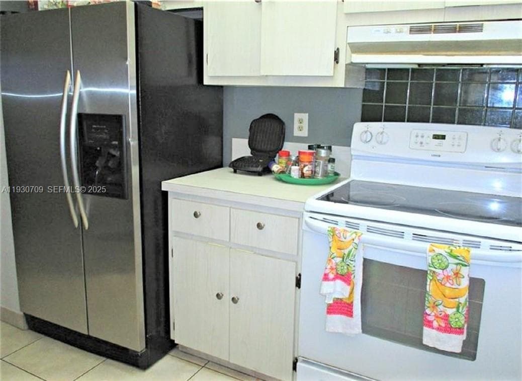 2451 NW 41st Ave # 302, Lauderhill, FL 33313