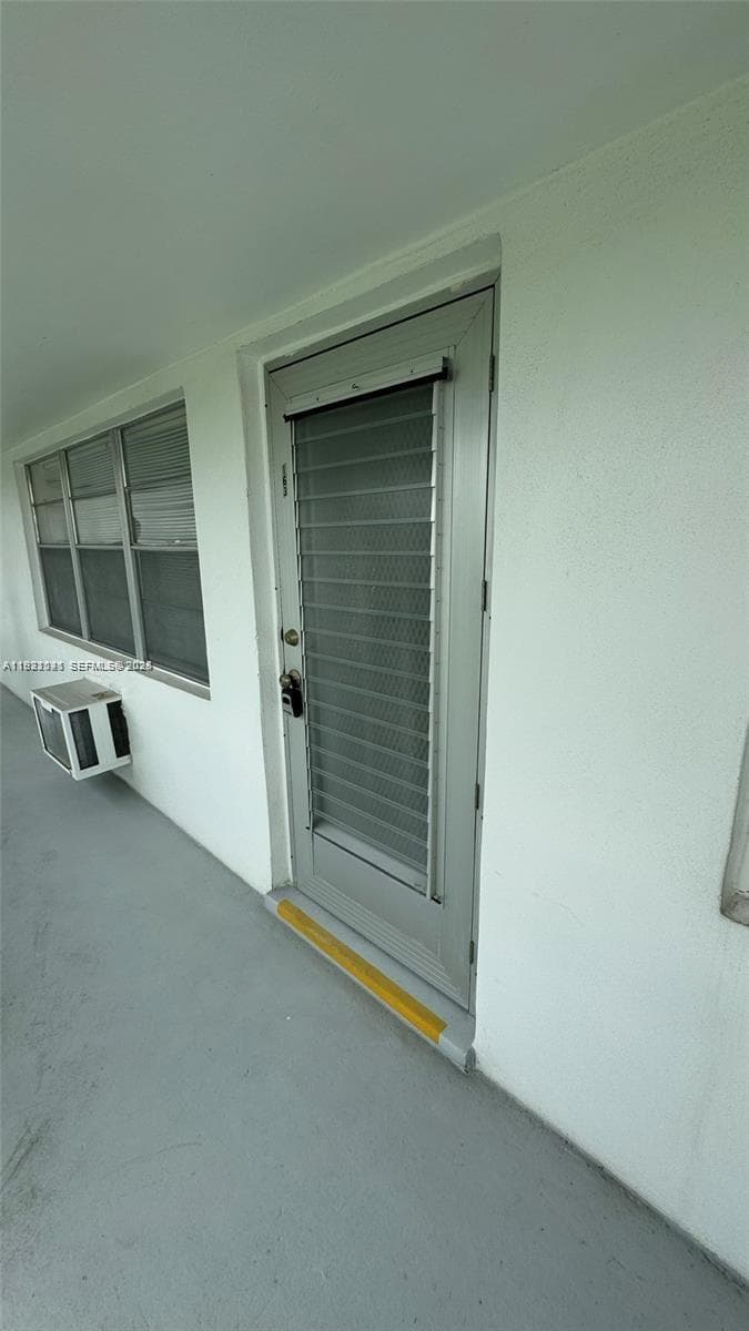 163 Coventry G # 163, West Palm Beach, FL 33417
