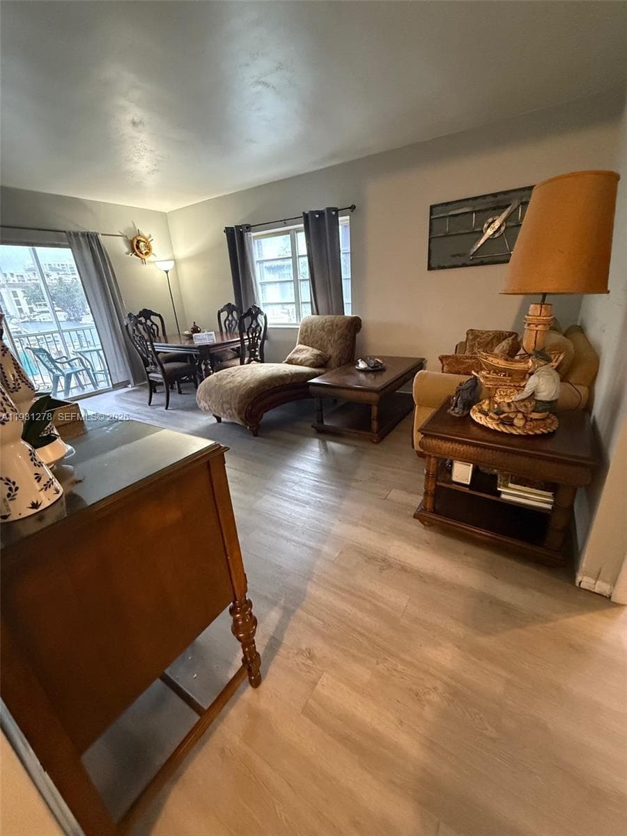 1510 SE 15th St # 210, Fort Lauderdale, FL 33316 — zdjęcie 4