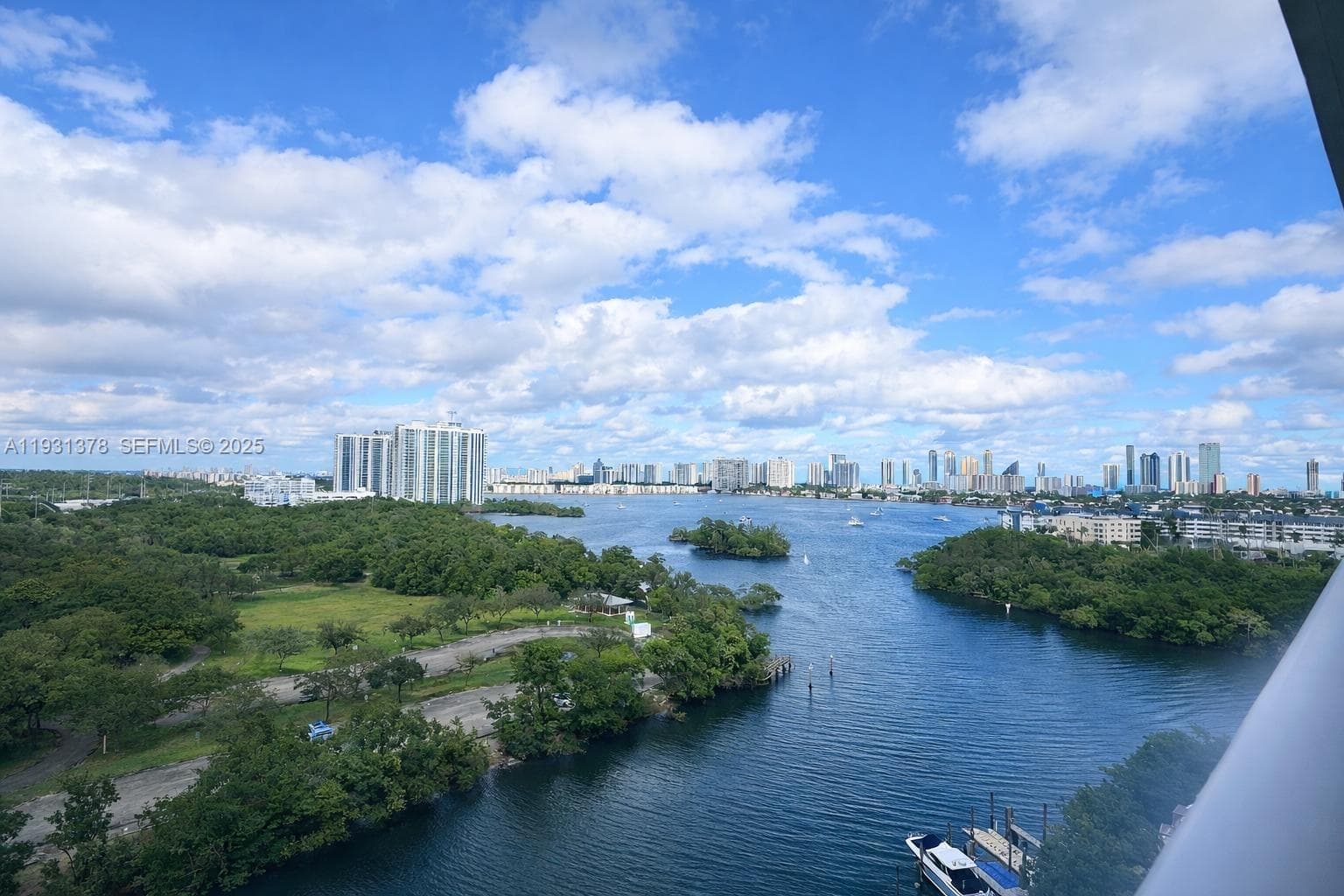 16385 Biscayne Blvd # 1102, North Miami Beach, FL 33160