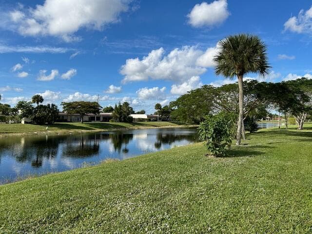 221 Lake Meryl Drive, West Palm Beach, FL 33411 — zdjęcie 2