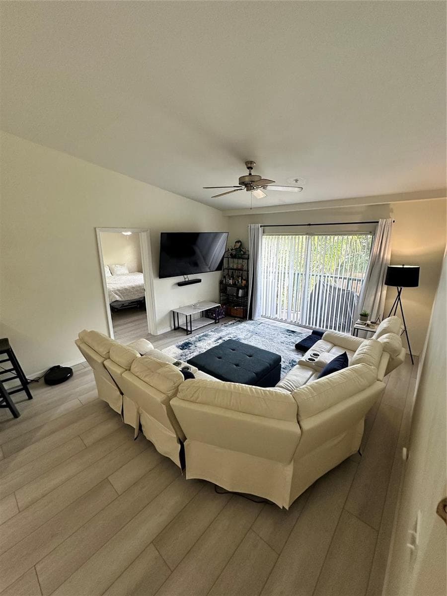 2131 SE 10th Avenue # 1120, Fort Lauderdale, FL 33316 — zdjęcie 4