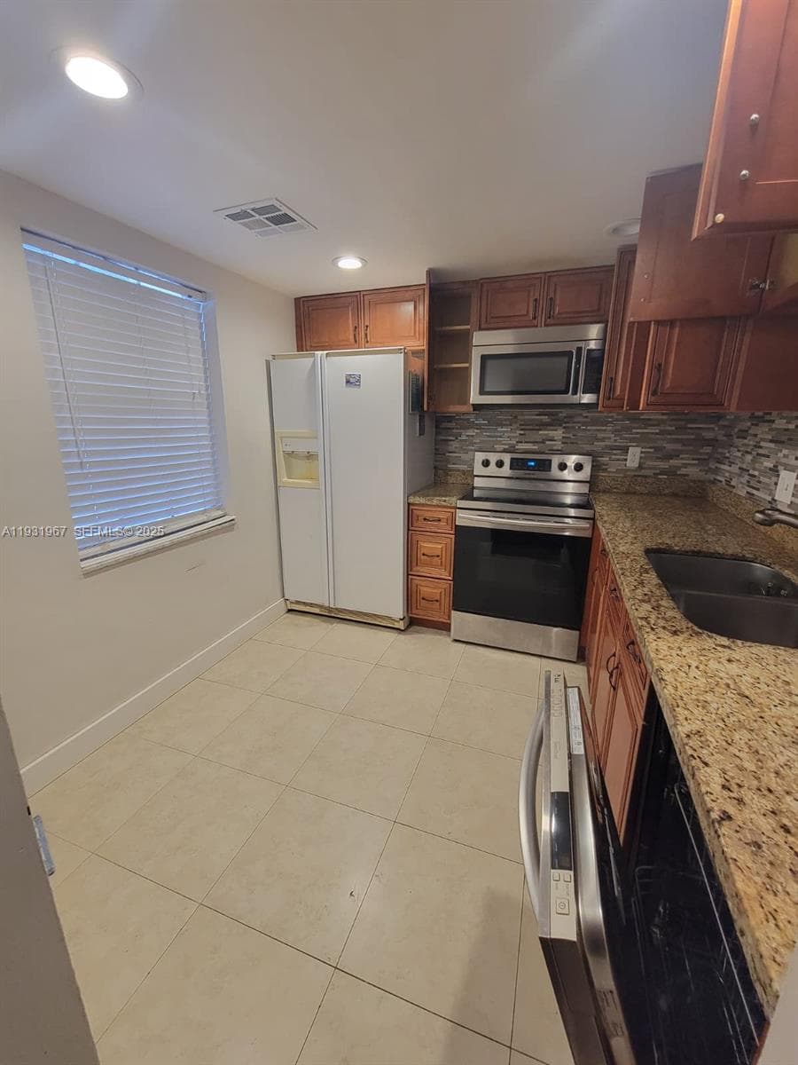 4321 NW 9th Ave # 102, Deerfield Beach, FL 33064 — zdjęcie 2