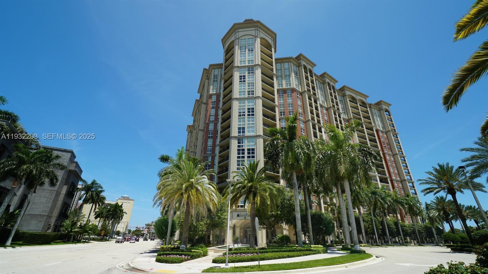 CityPlace South Tower — zdjęcie 4