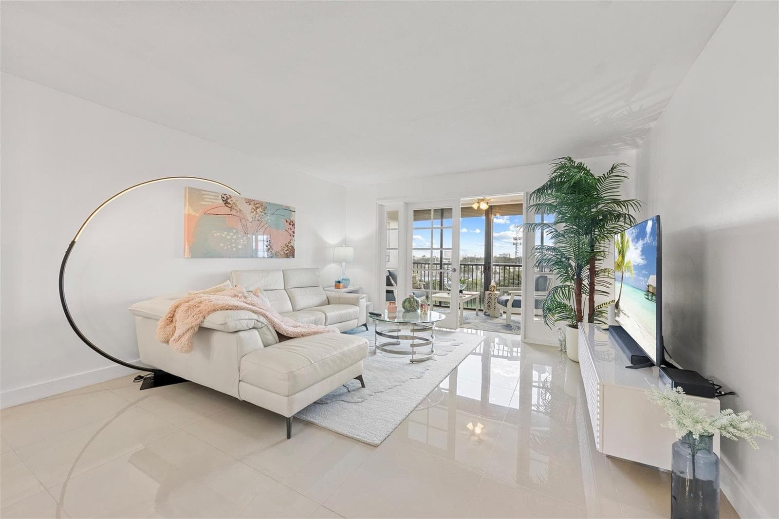 2202 S Cypress Bend Drive # 606, Pompano Beach, FL 33069 — zdjęcie 3