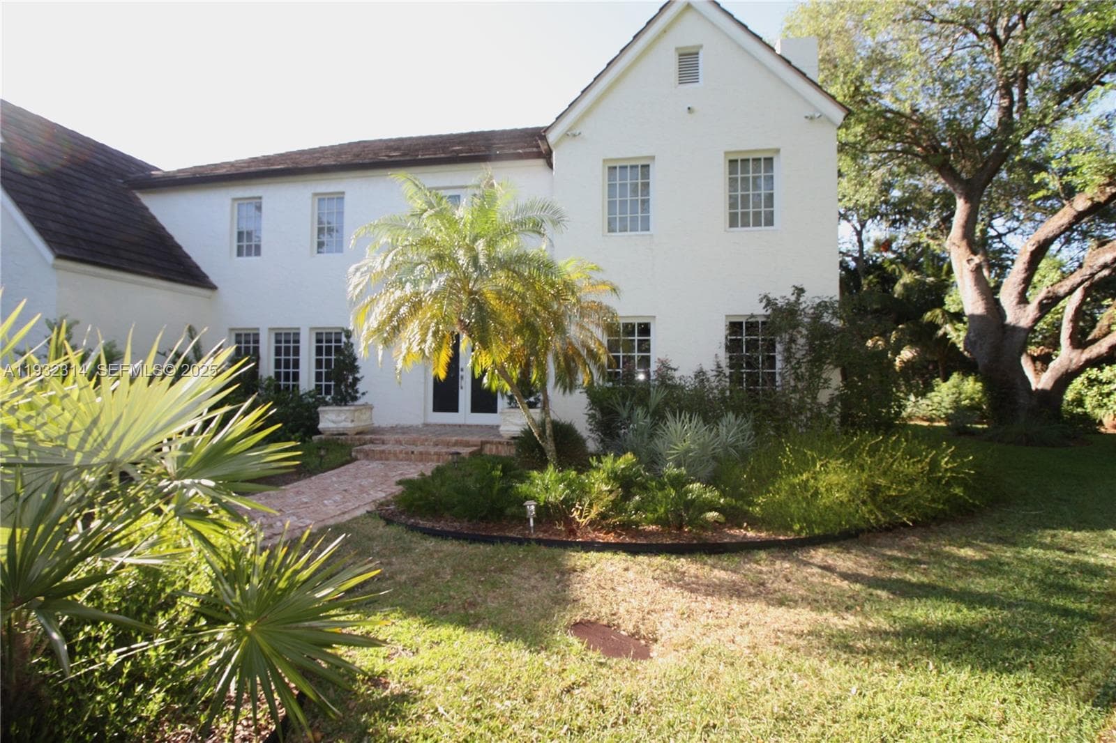 6750 Granada Blvd, Coral Gables, FL 33146 — zdjęcie 3