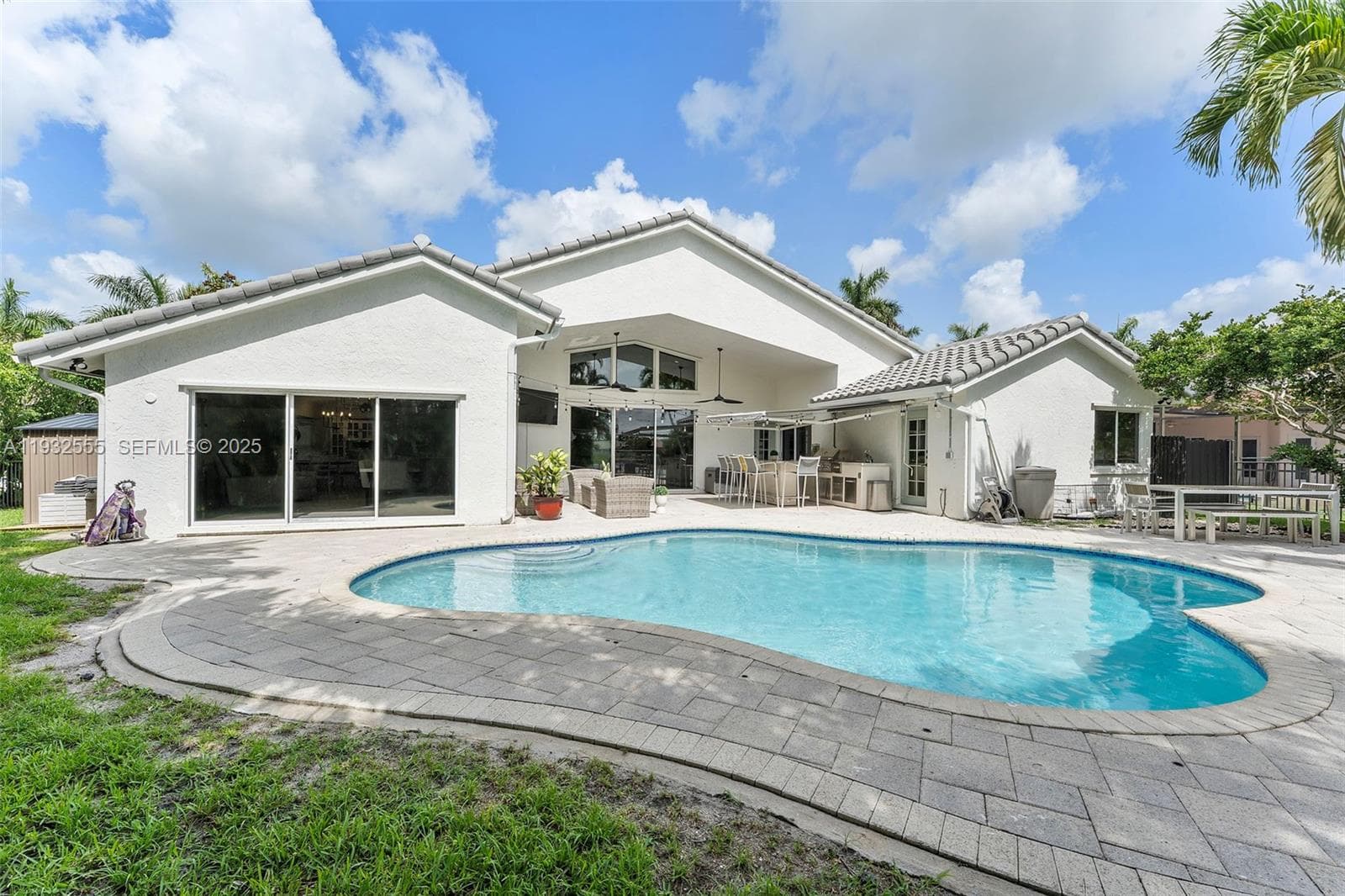 550 NW 110th Ave, Plantation, FL 33324 — zdjęcie 5