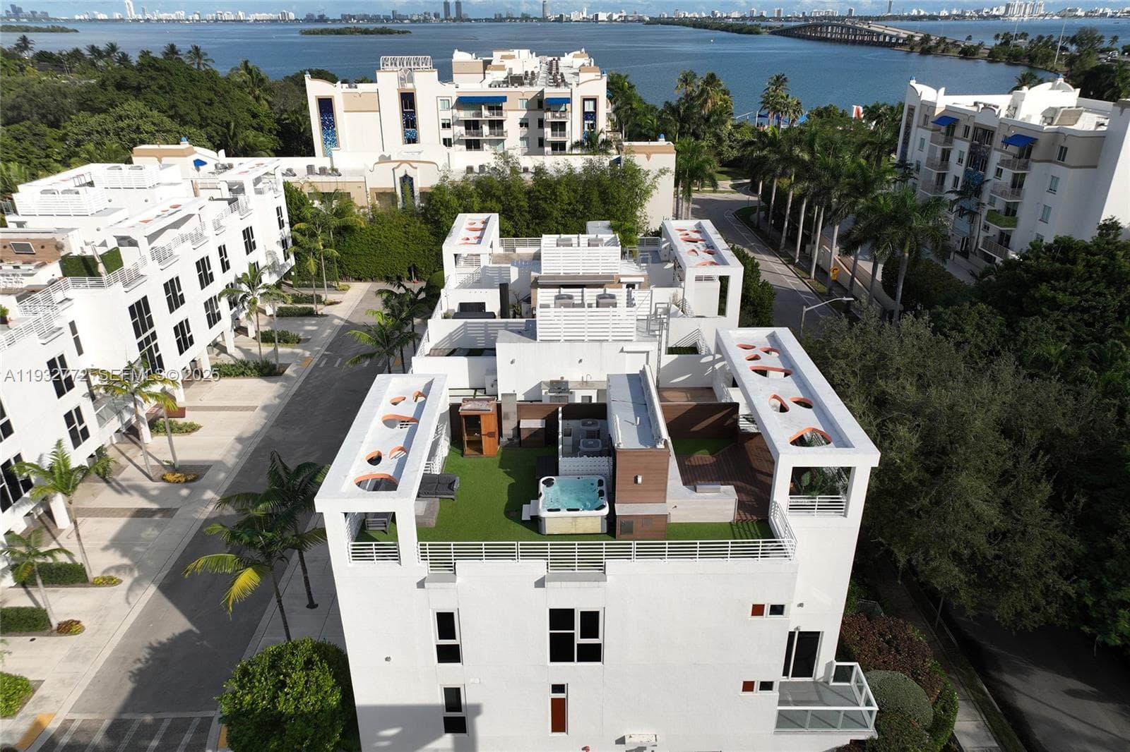 455 NE 39th St # 202, Miami, FL 33137 — zdjęcie 2