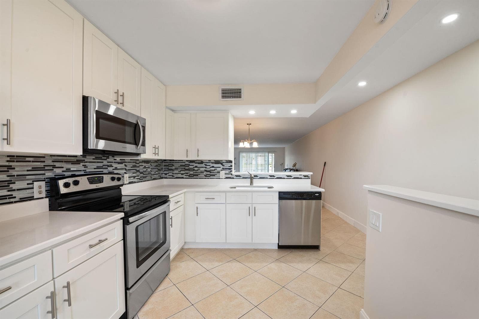 1090 Guildford E # 1090, Boca Raton, FL 33434 — zdjęcie 2