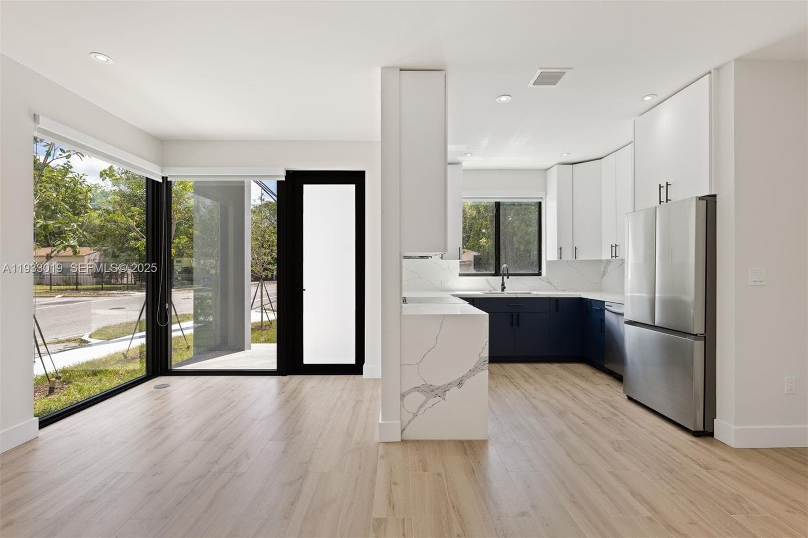 6852-6850 NW 4th AVE, Miami, FL 33150 — zdjęcie 4
