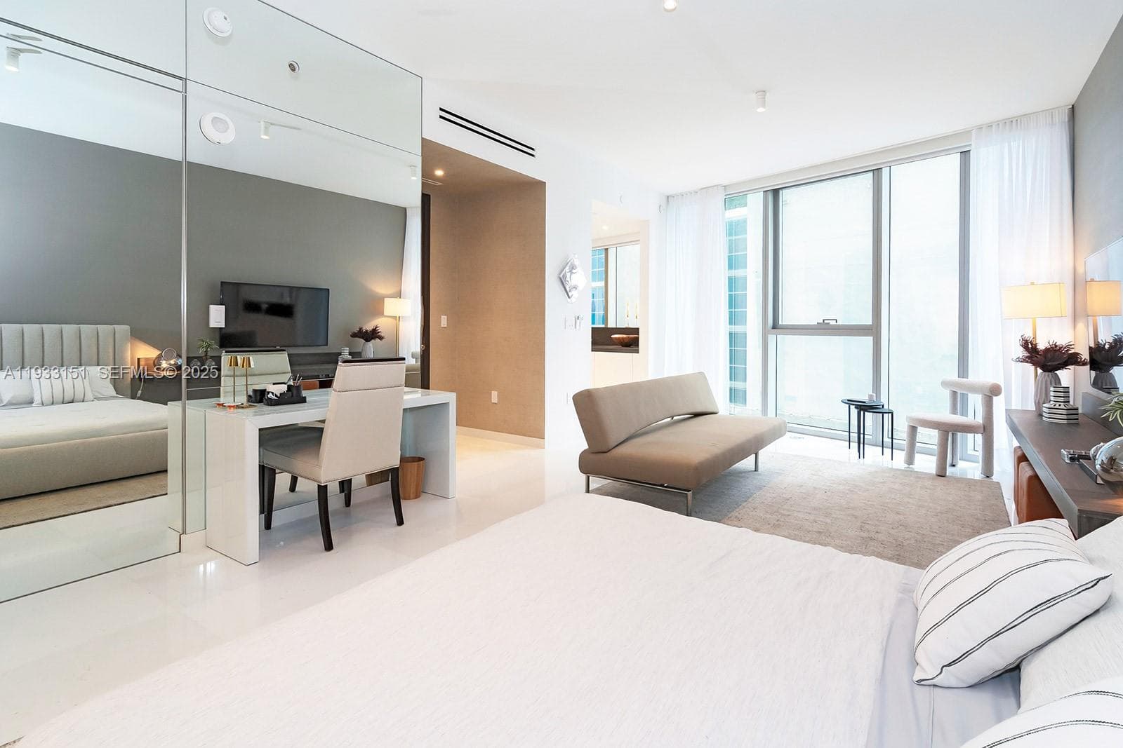 300 Biscayne Blvd Way # 805, Miami, FL 33131 — zdjęcie 3