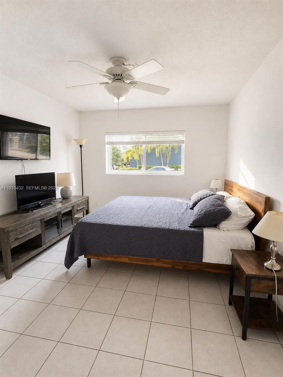 1001 SE 16th St # 1, Fort Lauderdale, FL 33316 — zdjęcie 5