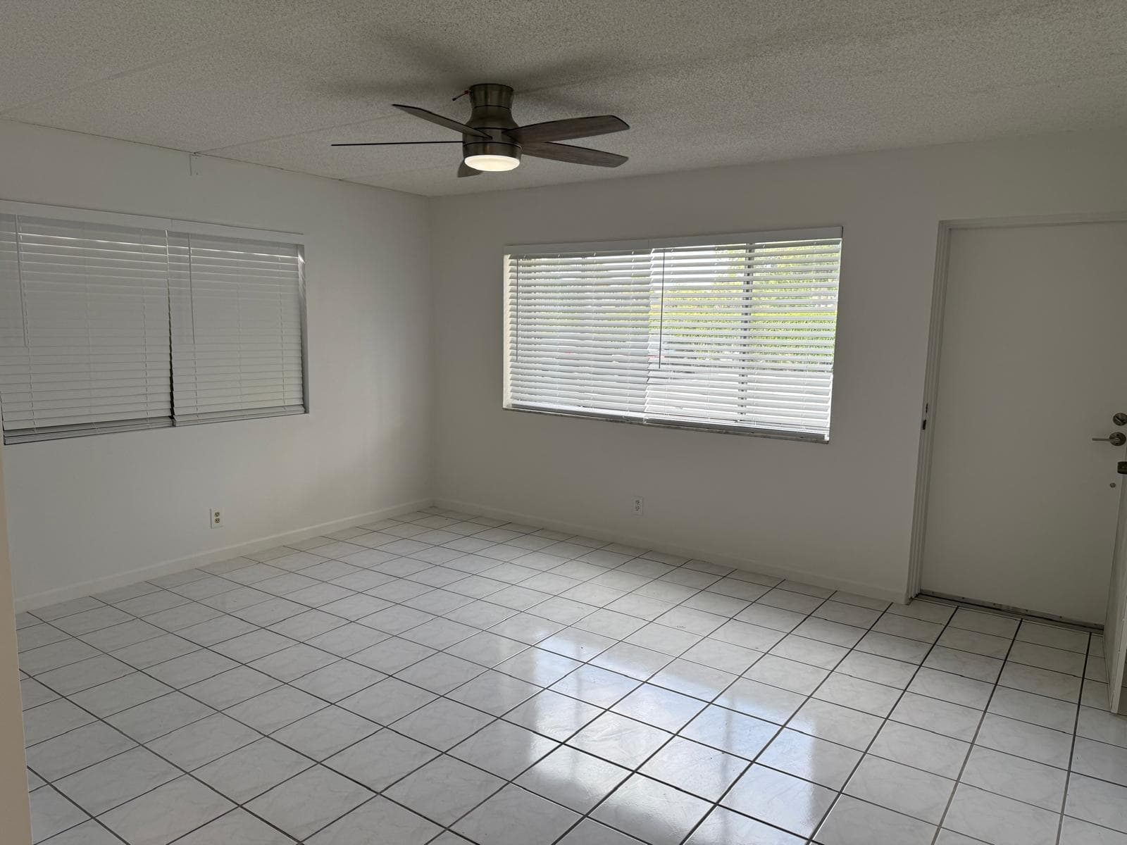 555 Purdy Lane # A122, Palm Springs, FL 33461 — zdjęcie 2