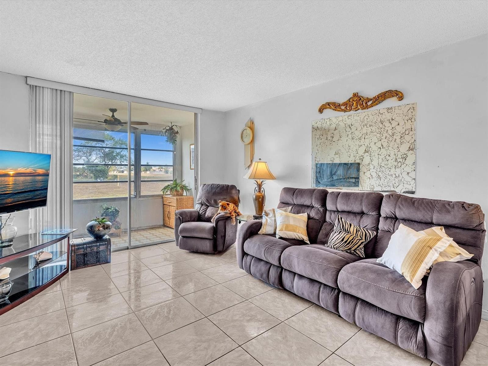 9041 Sunrise Lakes Boulevard # 113, Sunrise, FL 33322 — zdjęcie 2