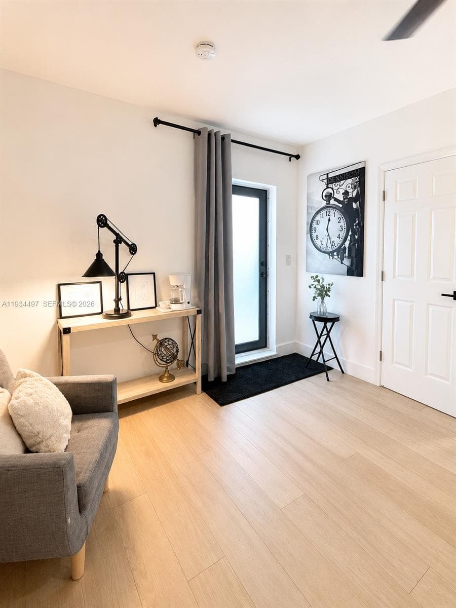 347 NE 110th St, Miami, FL 33161 — zdjęcie 2