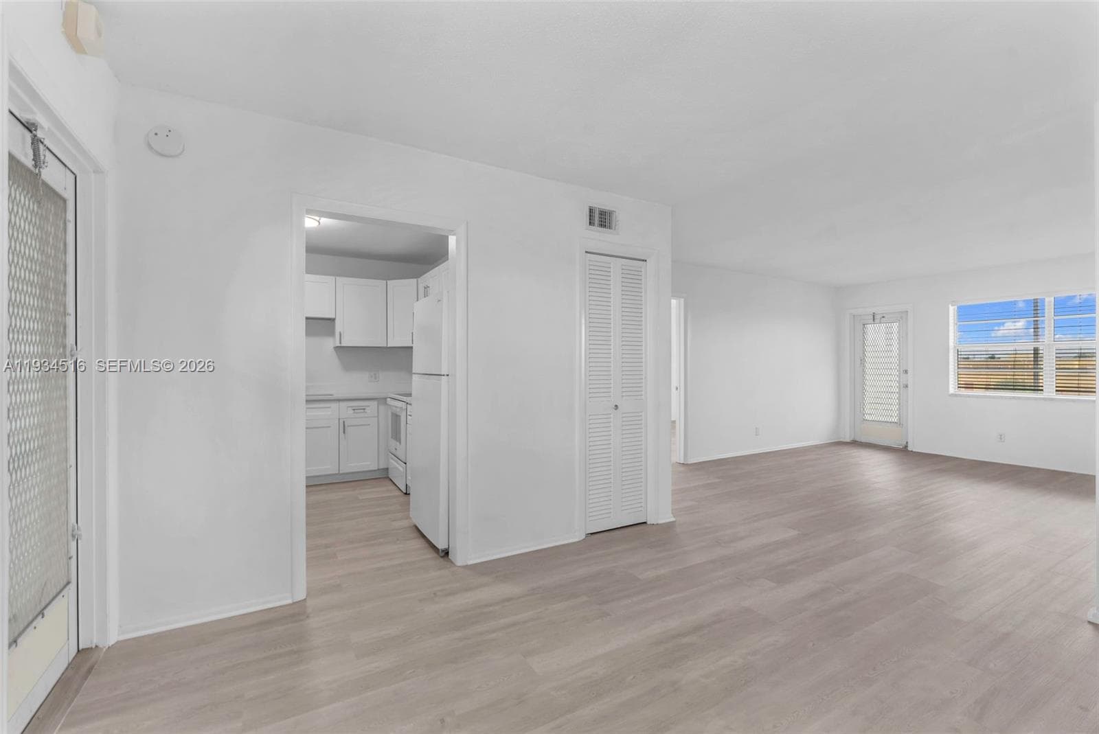 1280 NW 43rd Ave # 302, Lauderhill, FL 33313 — zdjęcie 2