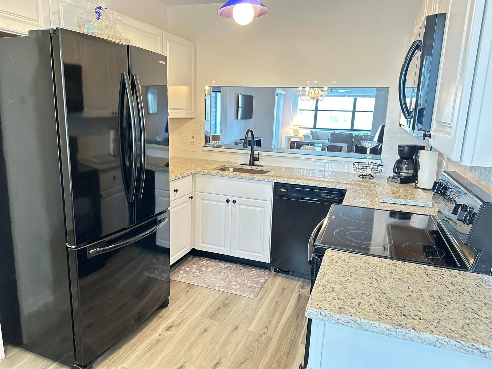 7593 Tahiti Lane # 205, Lake Worth, FL 33467 — zdjęcie 2