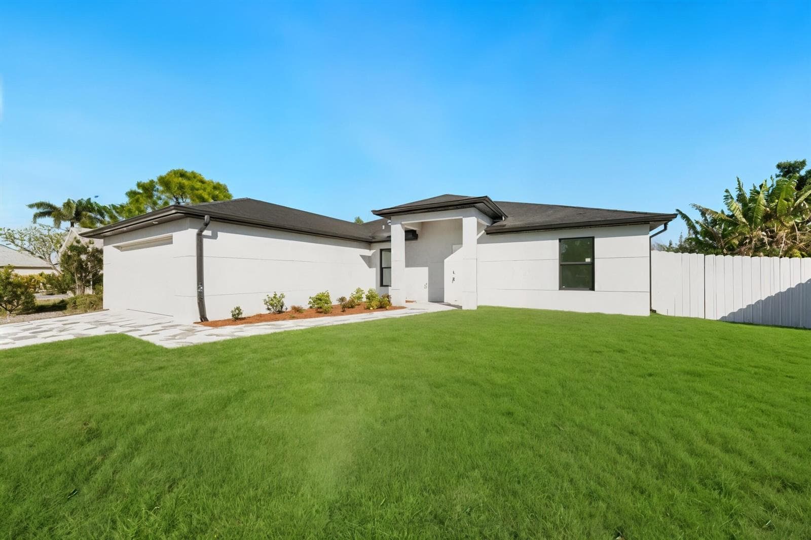 1213 NW 22nd Place, Cape Coral, FL 33993 — zdjęcie 2
