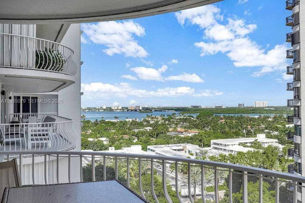 10155 Collins Ave # 1106, Bal Harbour, FL 33154 — zdjęcie 5