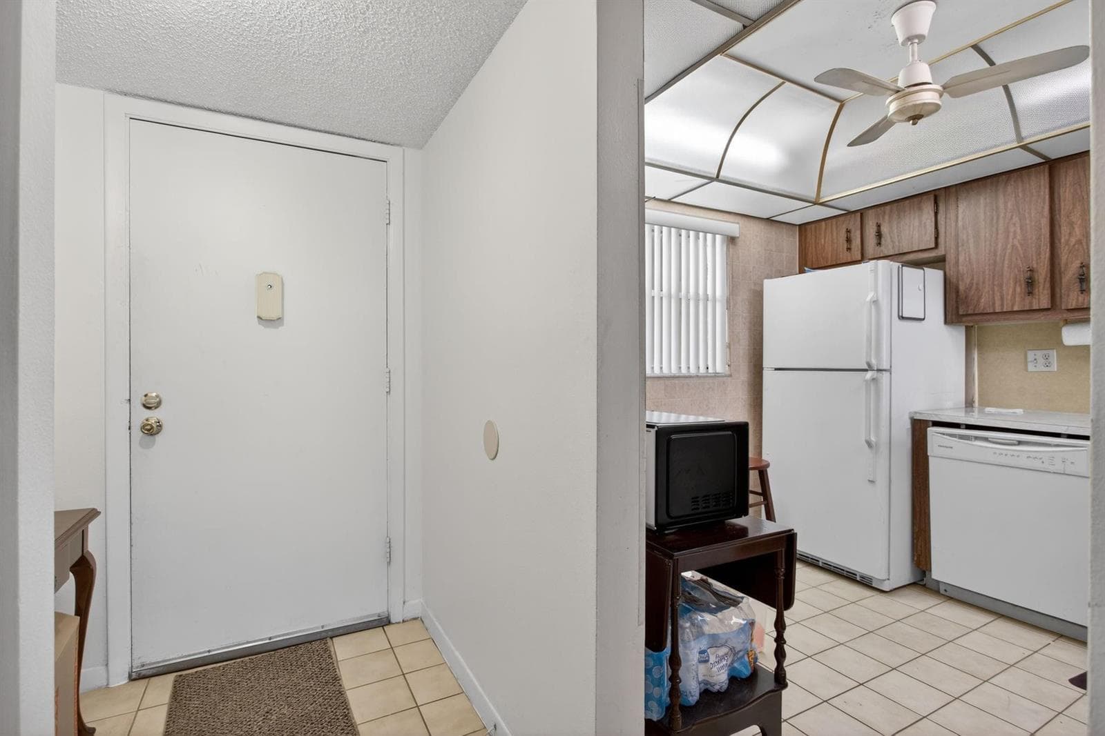 3050 Holiday Springs Boulevard # 108, Margate, FL 33063 — zdjęcie 2
