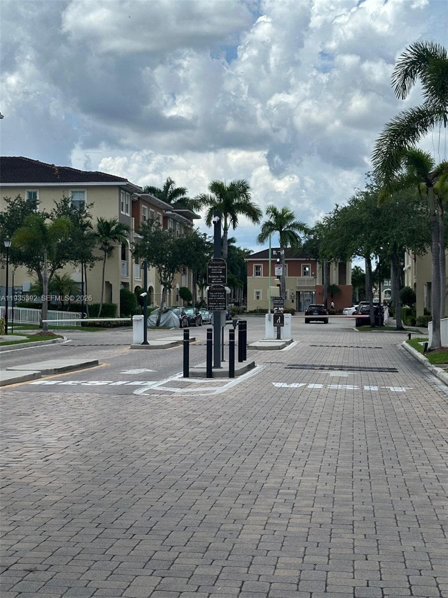 10800 NW 88th Ter # 213, Doral, FL 33178 — zdjęcie 2