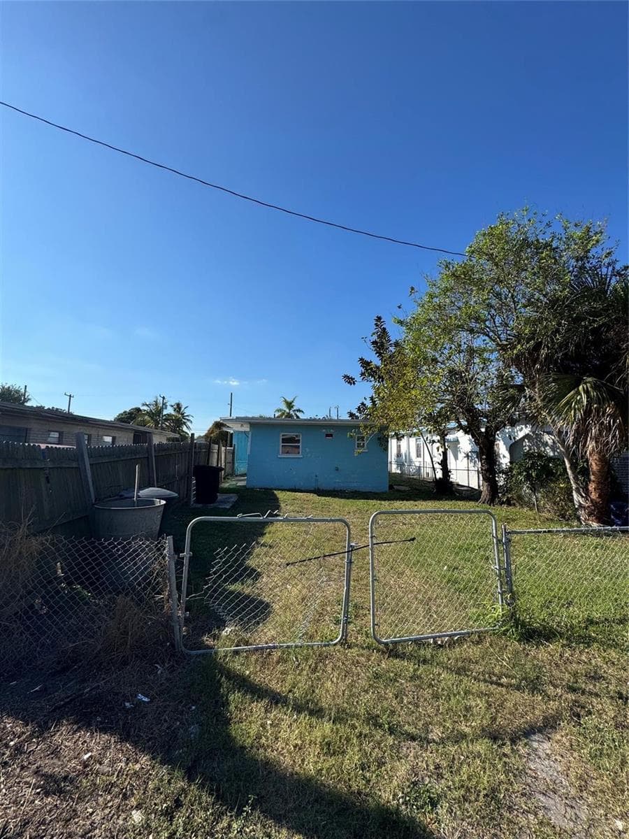 812 N 17th Street, Fort Pierce, FL 34950 — zdjęcie 2