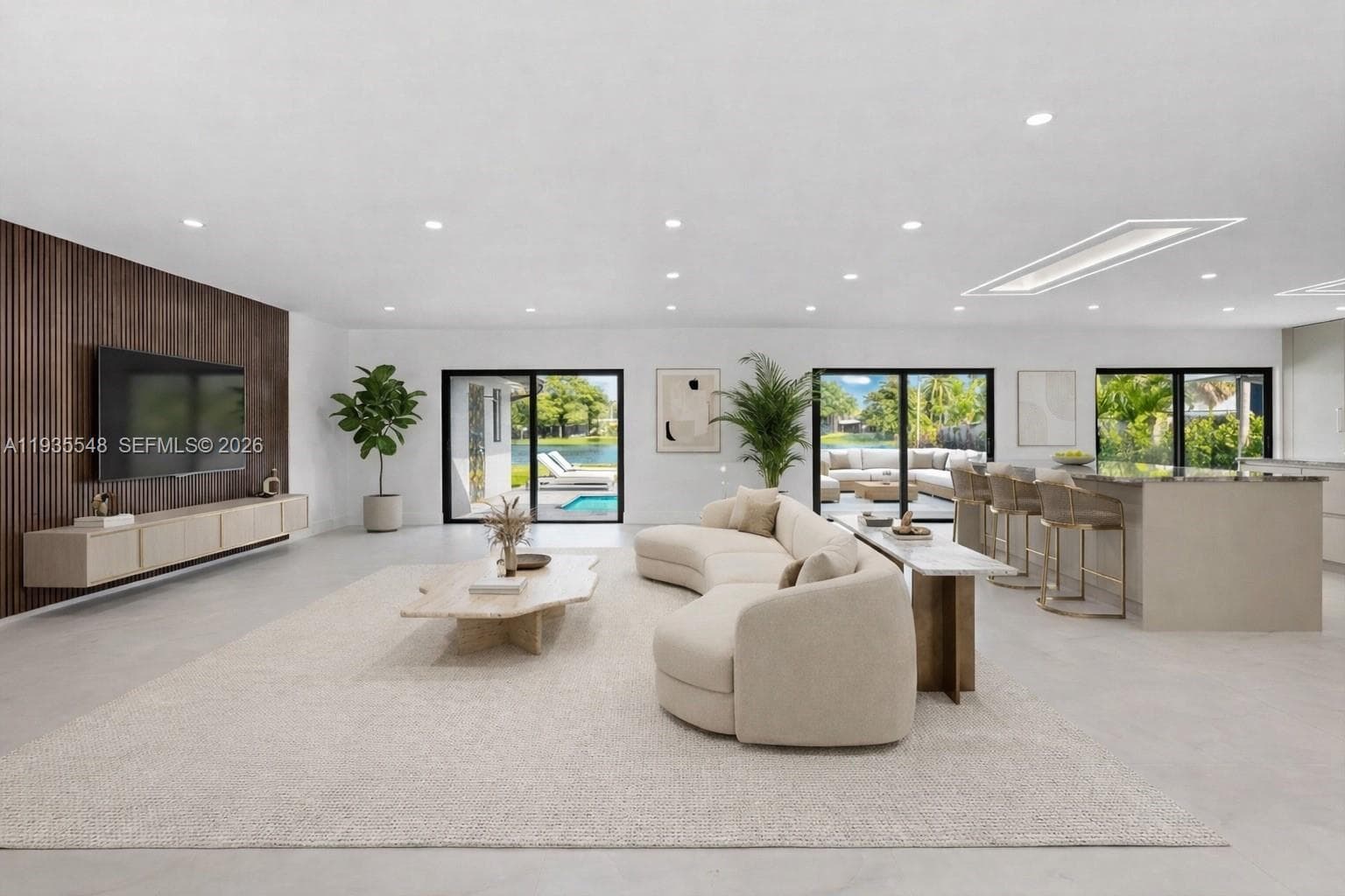 18735 NE 18th Ave, Miami, FL 33179 — zdjęcie 3