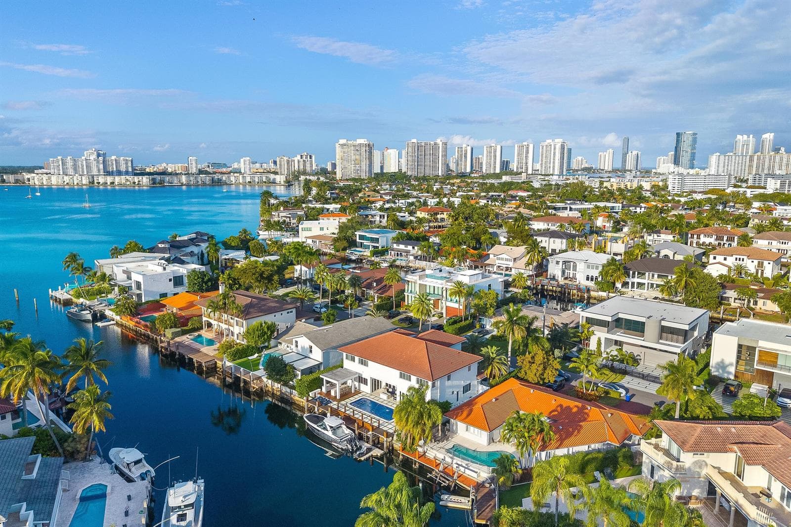 16430 NE 30th Avenue, North Miami Beach, FL 33160 — zdjęcie 3
