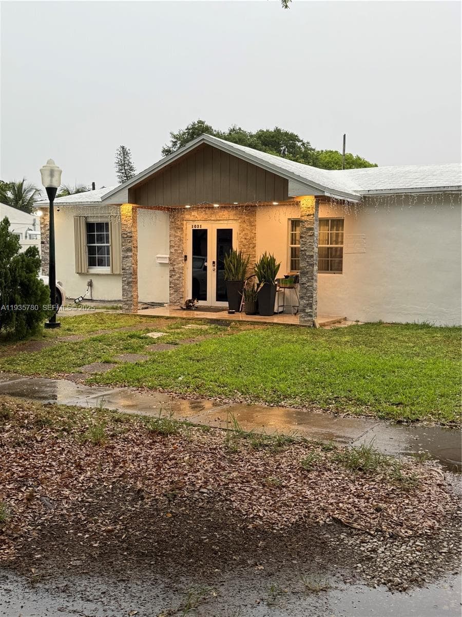 1031 NE 142nd St, North Miami, FL 33161 — zdjęcie 4