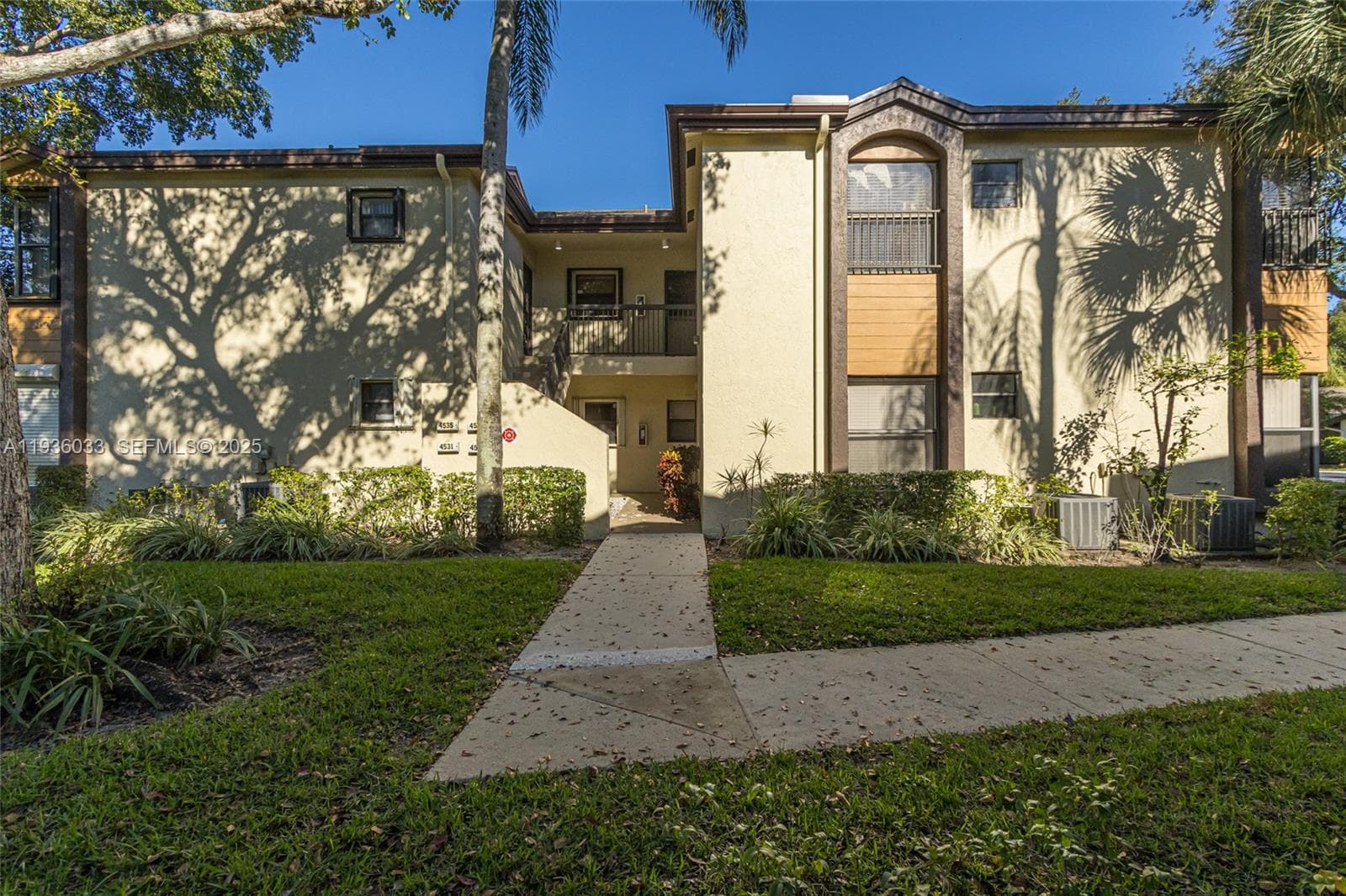 4534 S Carambola Cir S # 27275, Coconut Creek, FL 33066