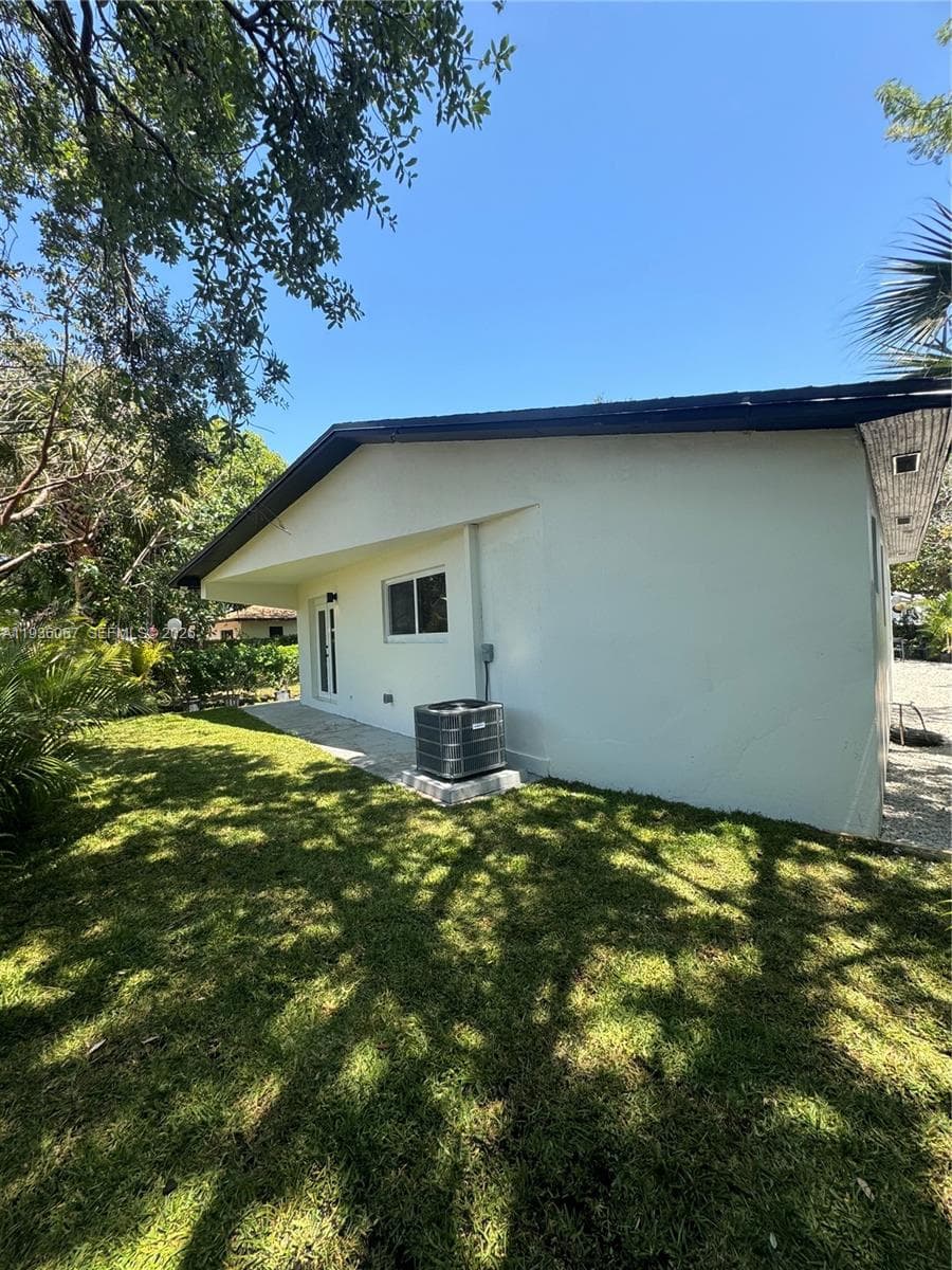 111 NW 7th Ave, Dania Beach, FL 33004 — zdjęcie 5