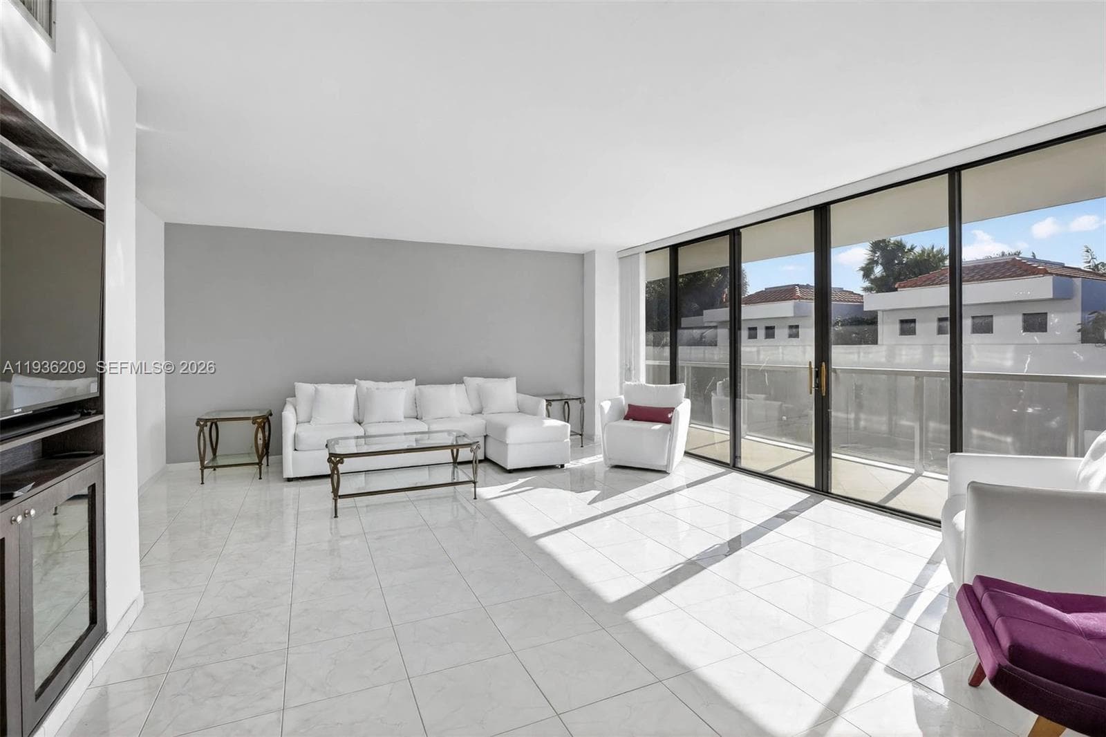 20281 E Country Club Dr # 201, Aventura, FL 33180 — zdjęcie 3