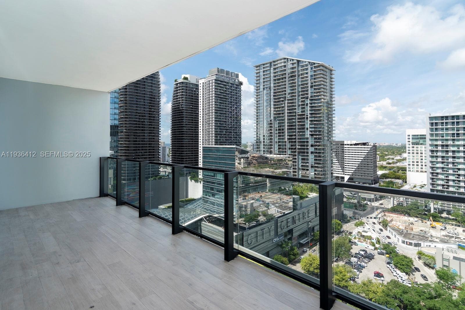 68 SE 6th St # 2010, Miami, FL 33131 — zdjęcie 2
