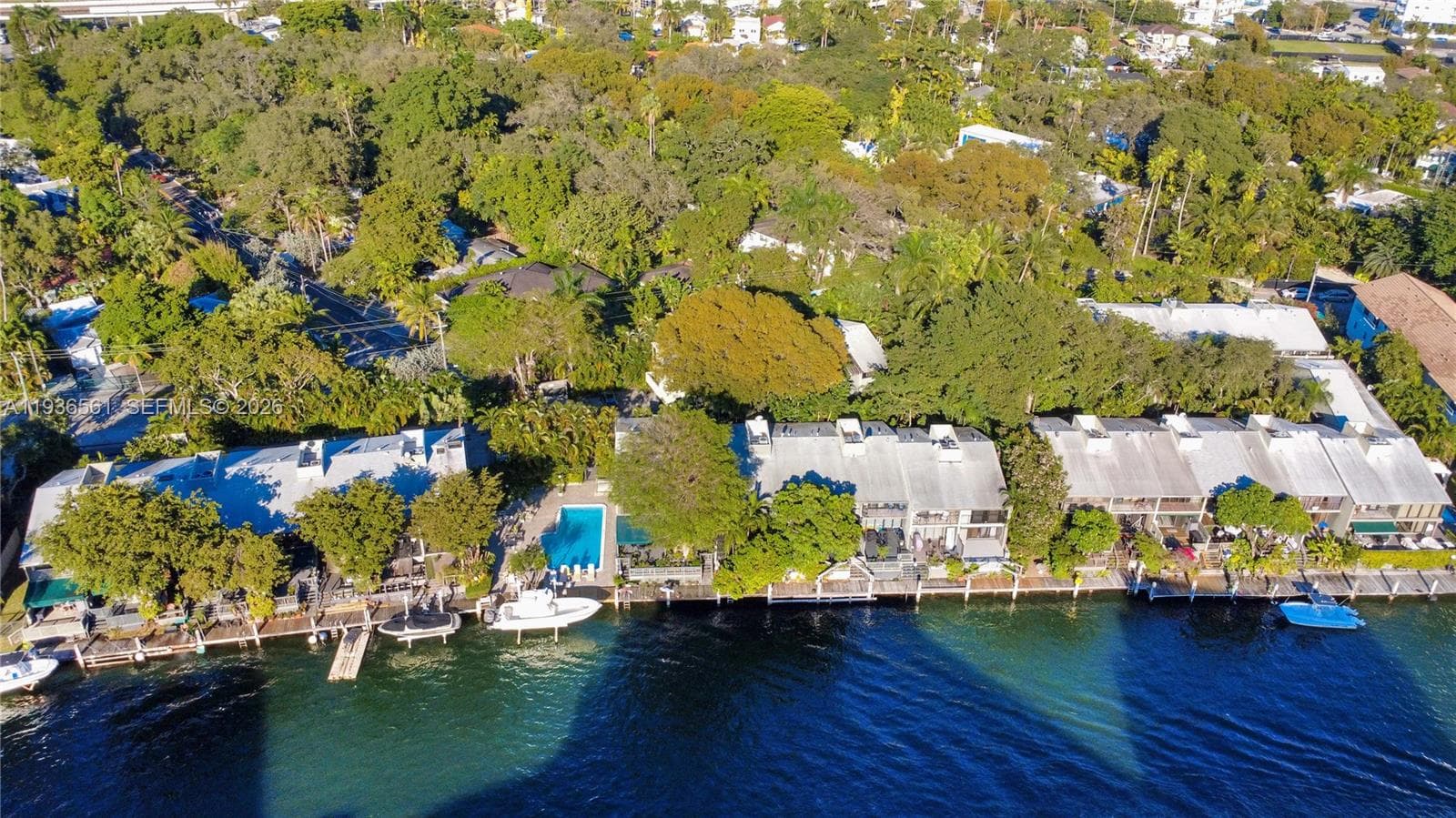 1000 NW N River Dr # 20, Miami, FL 33136 — zdjęcie 3