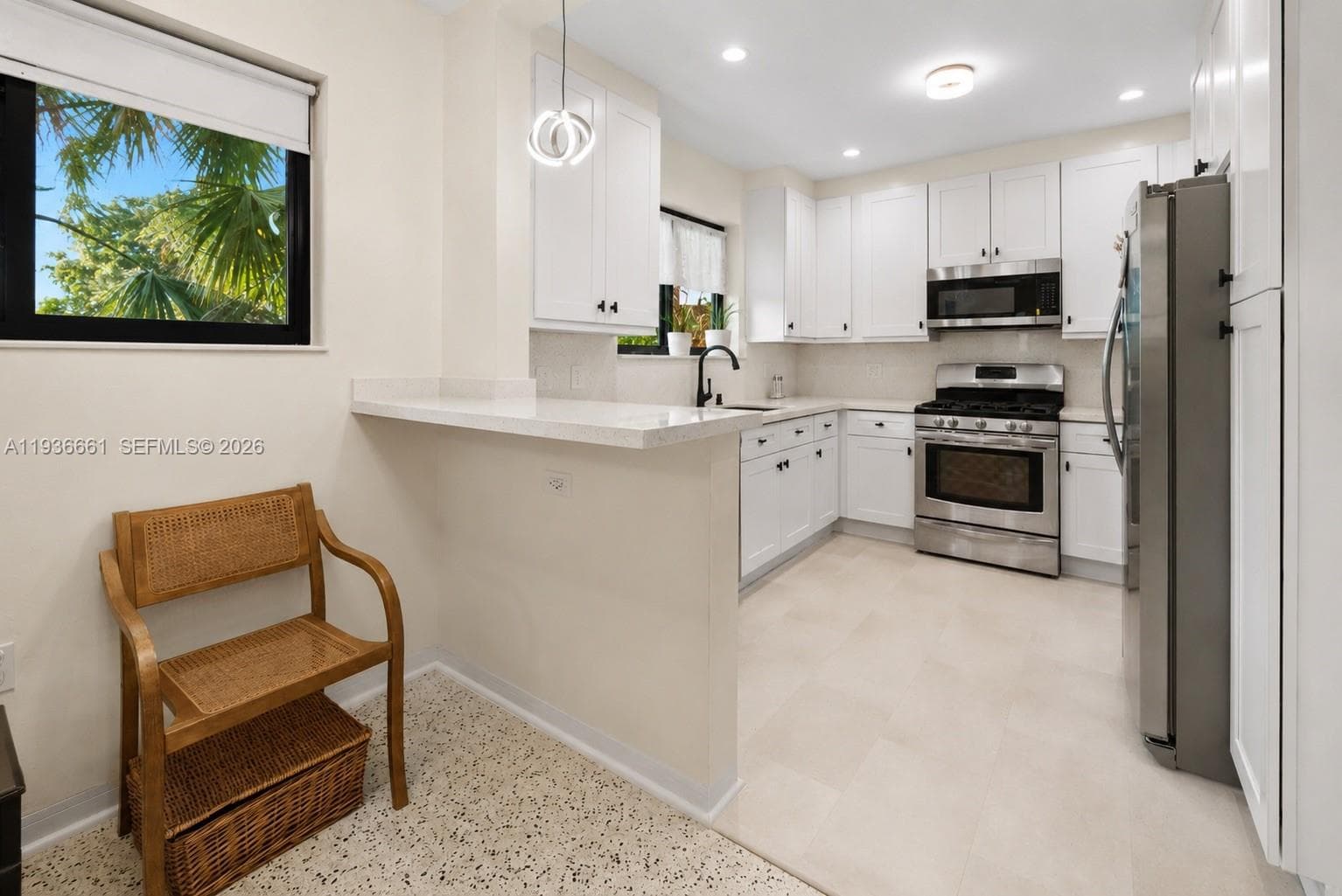 7517 Cutlass Ave, North Bay Village, FL 33141 — zdjęcie 5