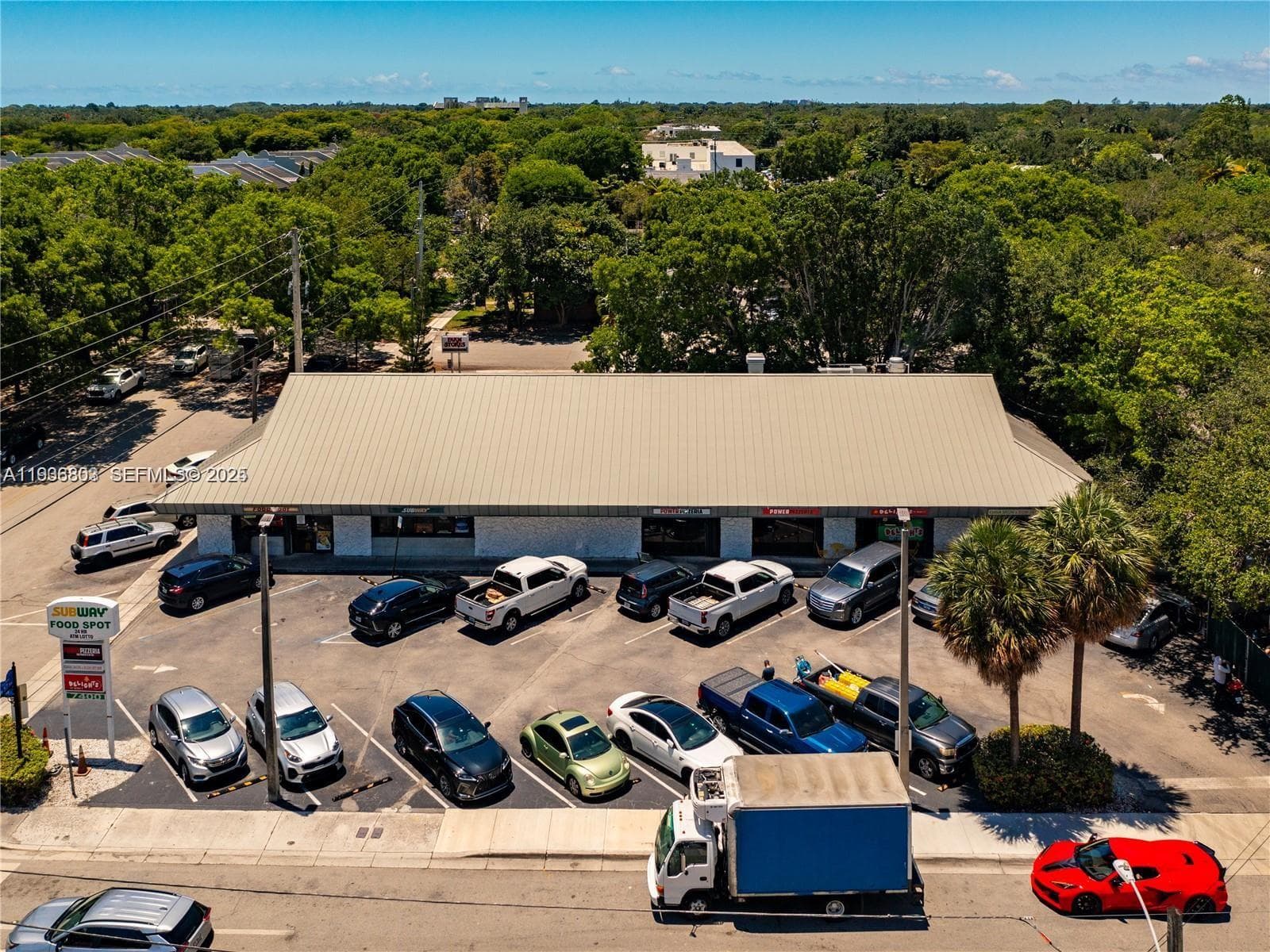 7400 SW 57th Ave, South Miami, FL 33143 — zdjęcie 2