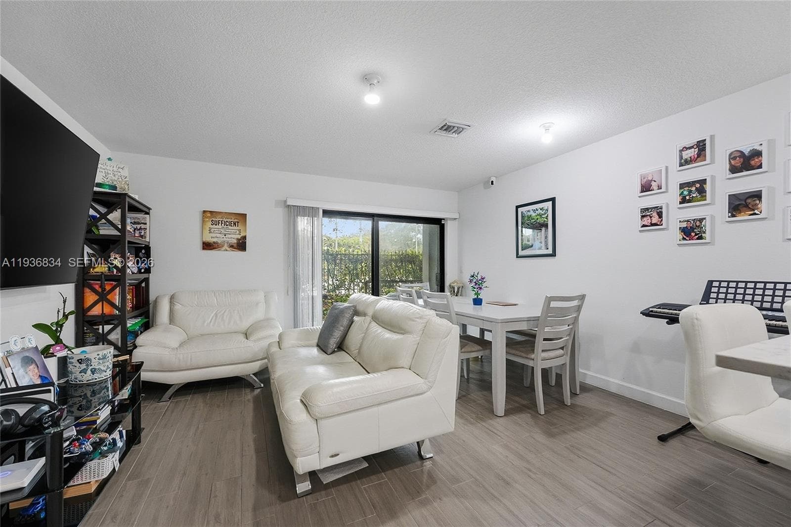 5059 Genove Pl, Riviera Beach, FL 33410 — zdjęcie 5