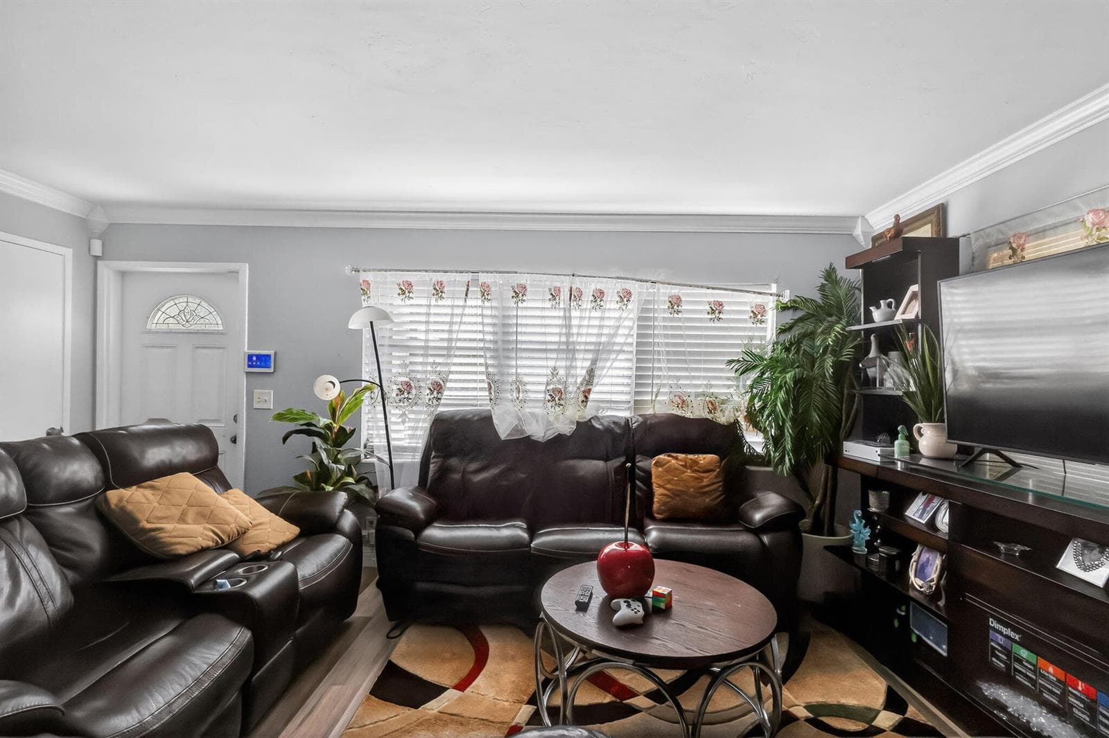 831 30th Court, West Palm Beach, FL 33407 — zdjęcie 5