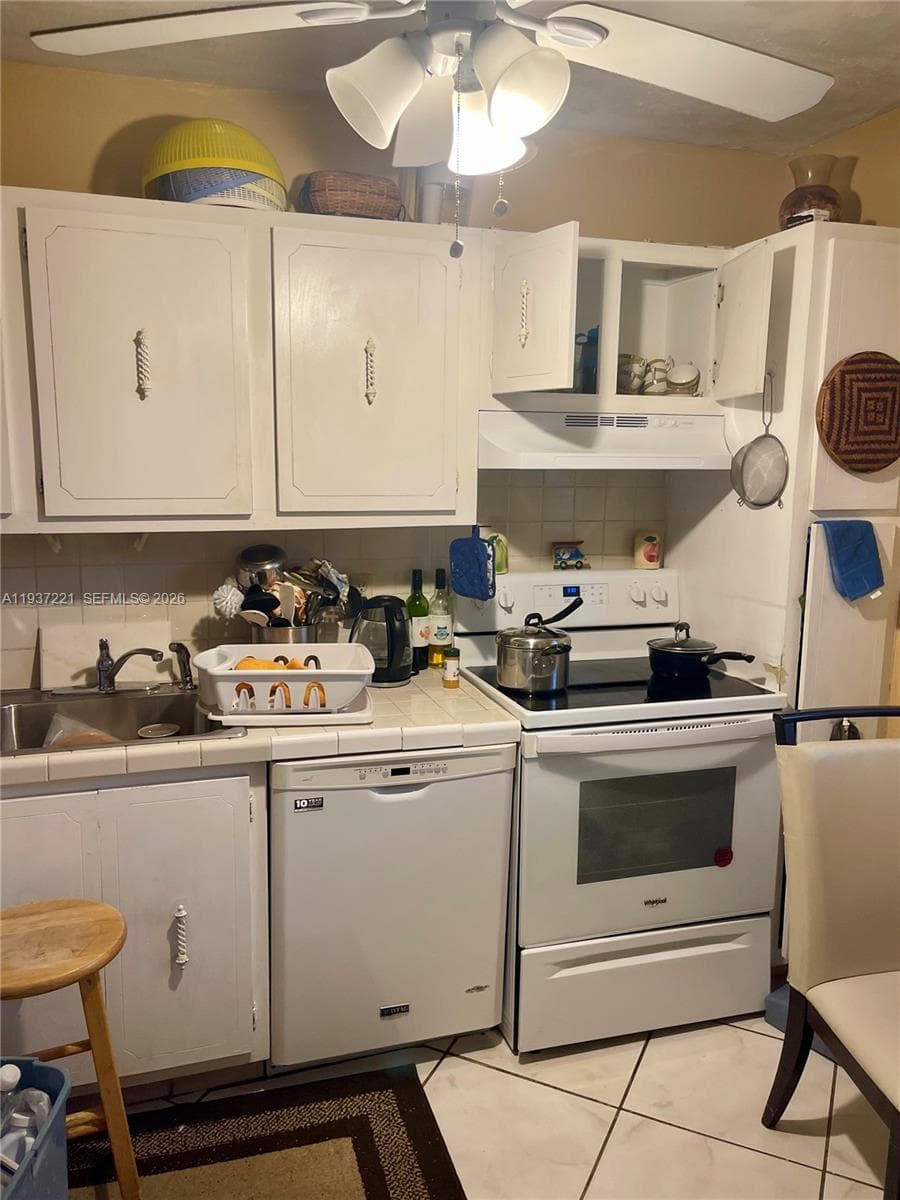8351 Sands Point Blvd # A208, Tamarac, FL 33321 — zdjęcie 4