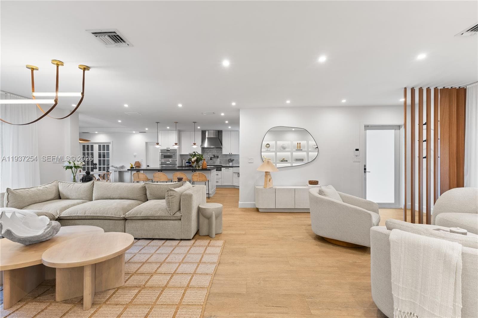 800 NE 72nd St, Miami, FL 33138 — zdjęcie 5