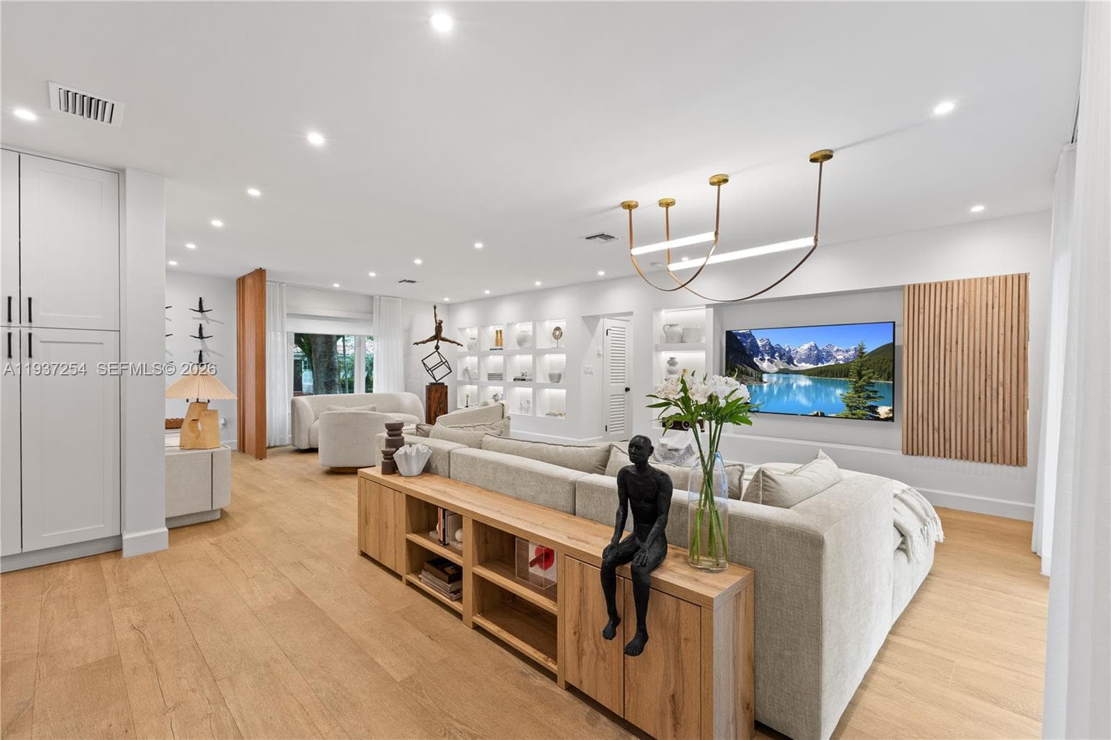 800 NE 72nd St, Miami, FL 33138 — zdjęcie 4