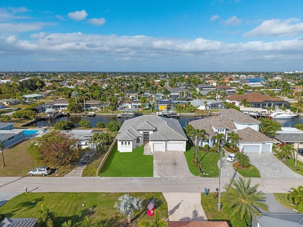 131 SW 57th Street, Cape Coral, FL 33914 — zdjęcie 2