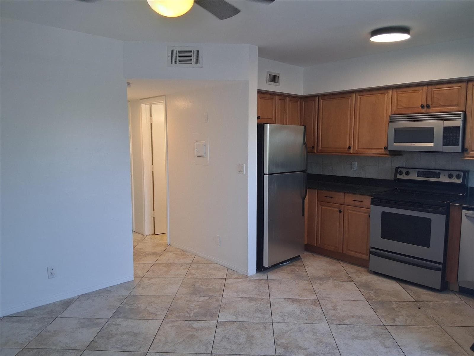 505 NE 20 Avenue # 217, Deerfield Beach, FL 33441 — zdjęcie 3