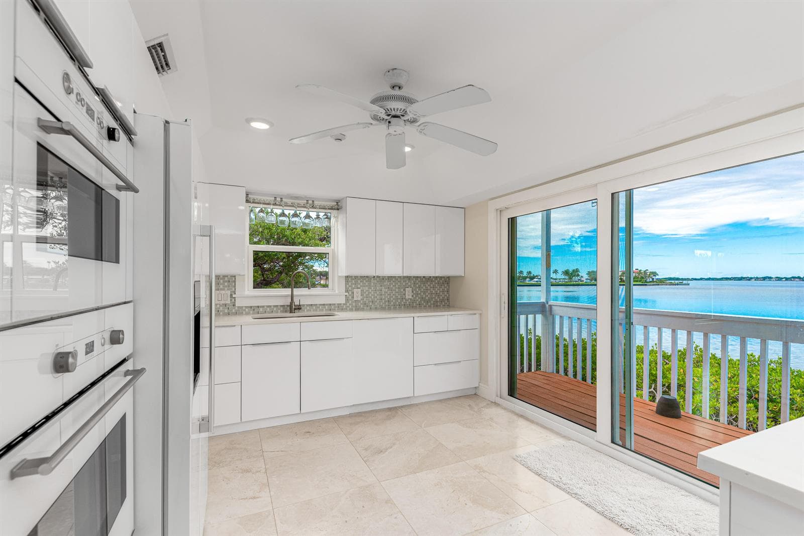 1470 SE Macarthur Boulevard, Stuart, FL 34996 — zdjęcie 5