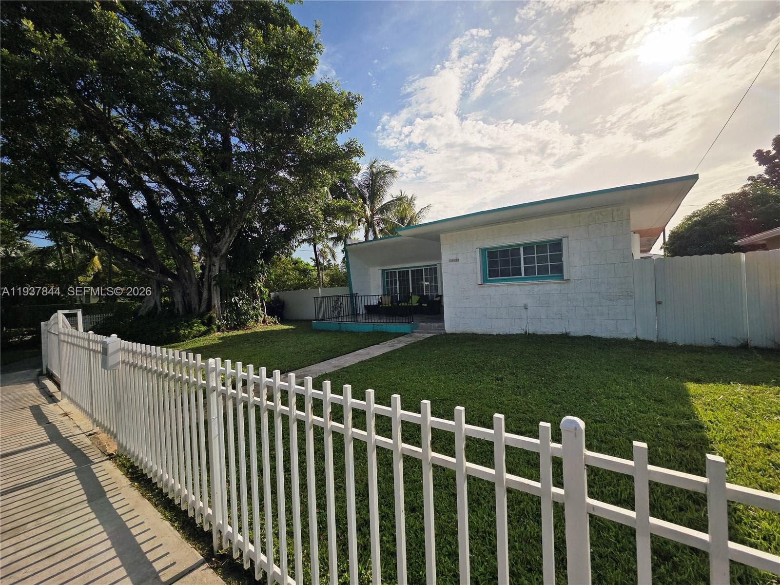 13895 NE 11th Ave, North Miami, FL 33161 — zdjęcie 2