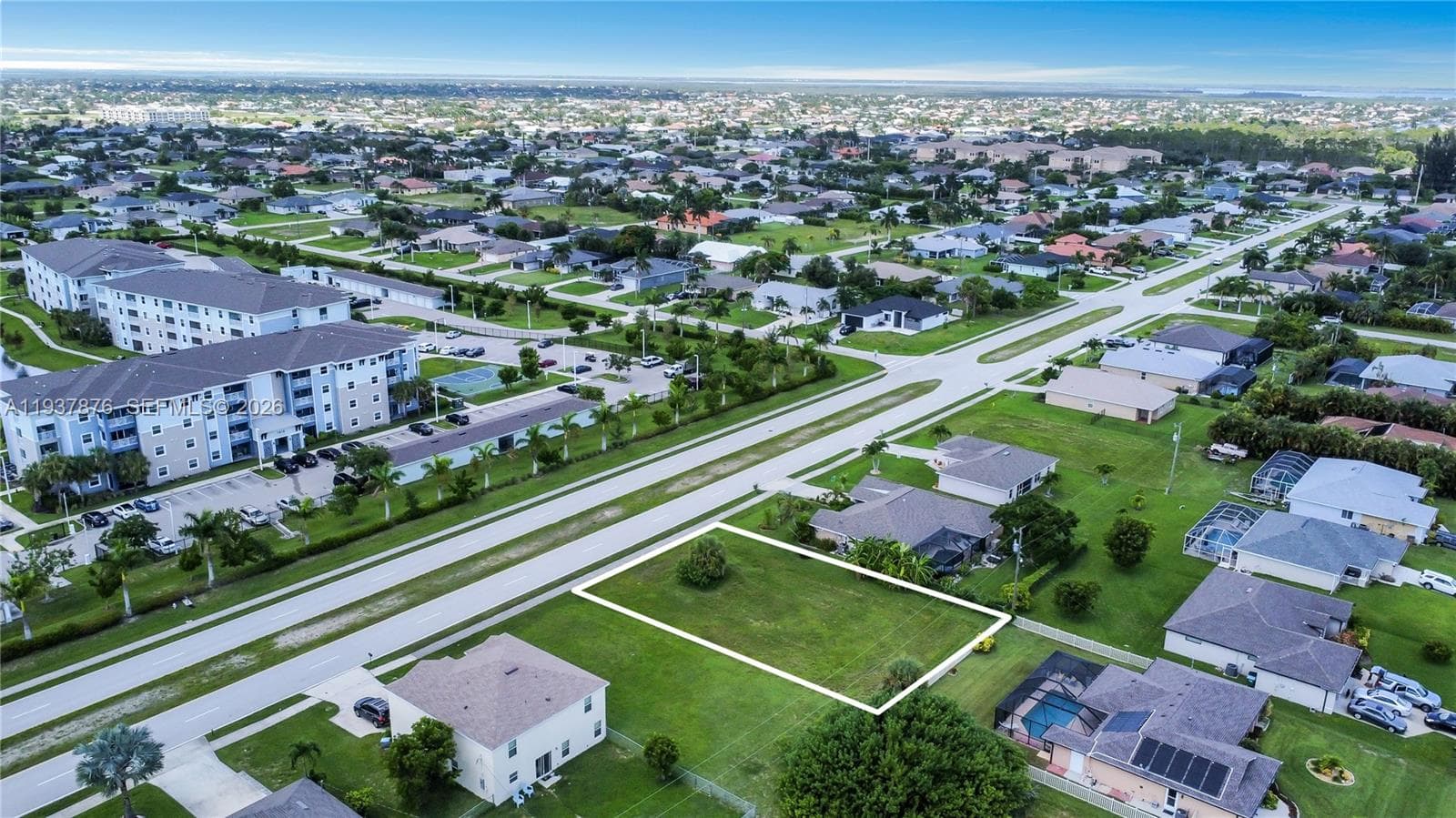 1821 Savona Pkwy W, Cape Coral, FL 33914 — zdjęcie 4