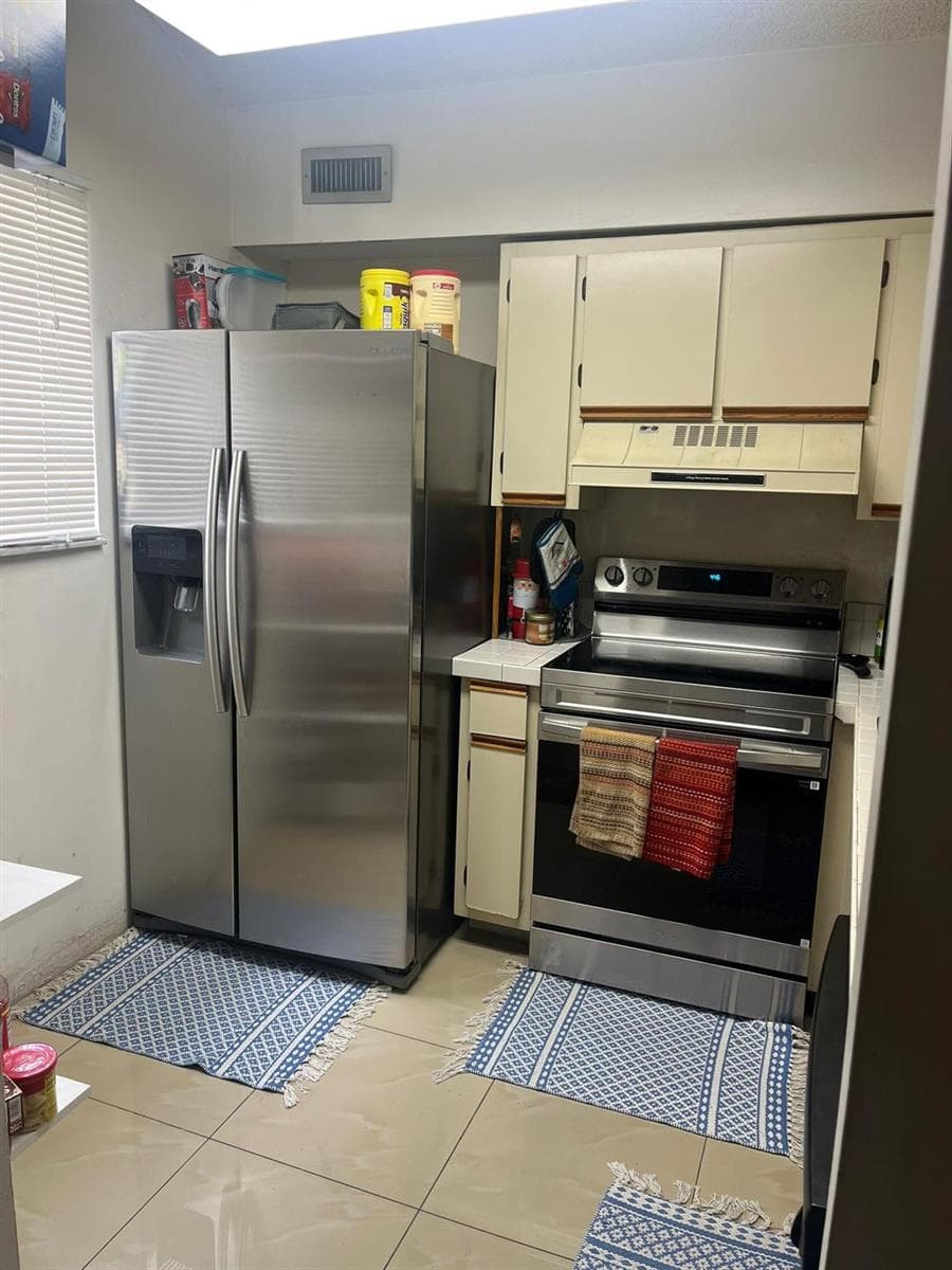 3053 N Oakland Forest Drive # 201, Oakland Park, FL 33309 — zdjęcie 2